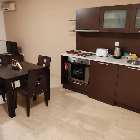 Kims One-bed For Rent At Sunny Apartamento Sunny Beach
